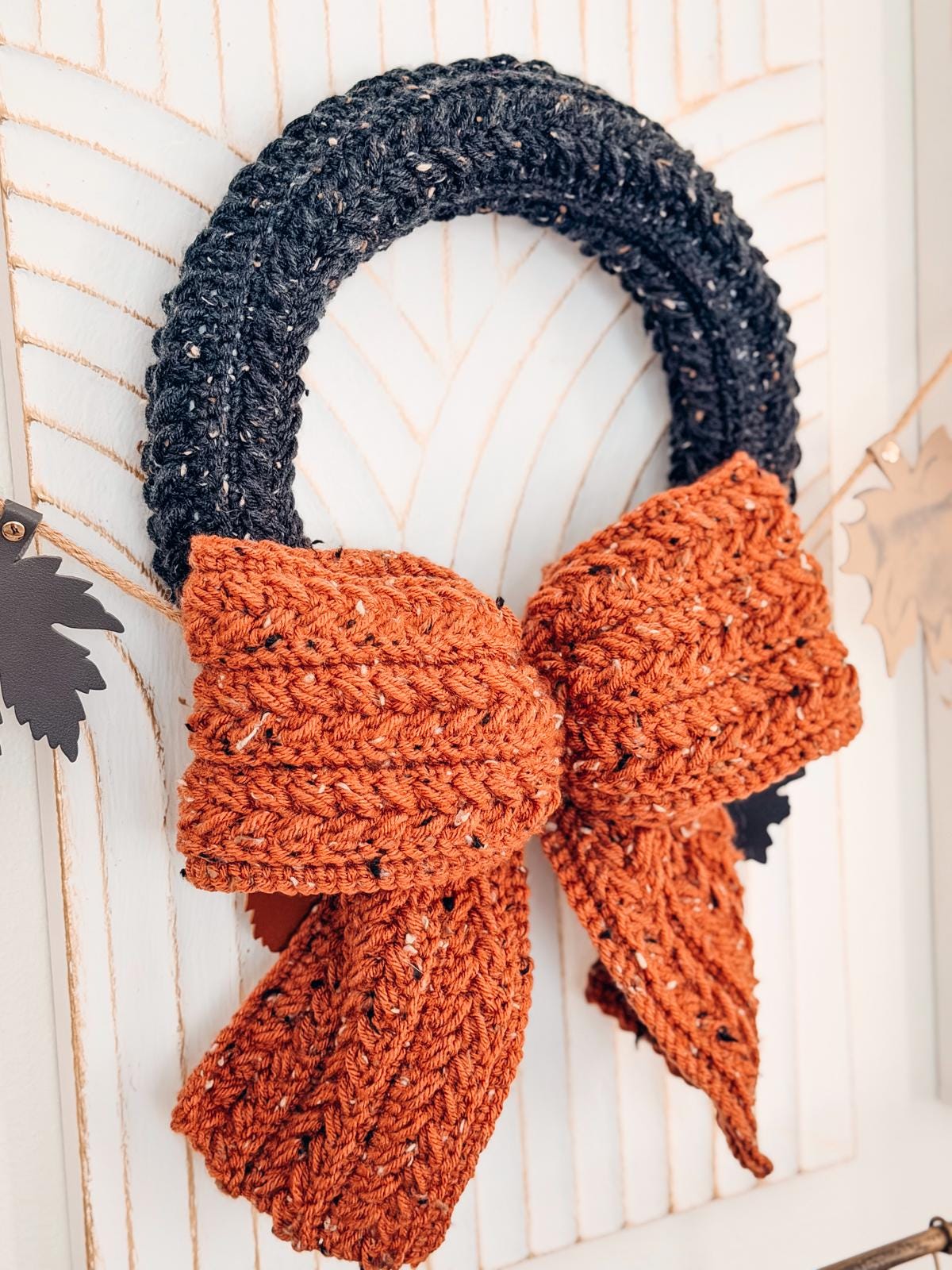 CROCHET PATTERN + VIDEO Wheat Stitch Crochet Wreath Pattern in 4 Sizes, Quick Holiday Crochet Decor Christmas Wreath Crochet Pattern+ Video
