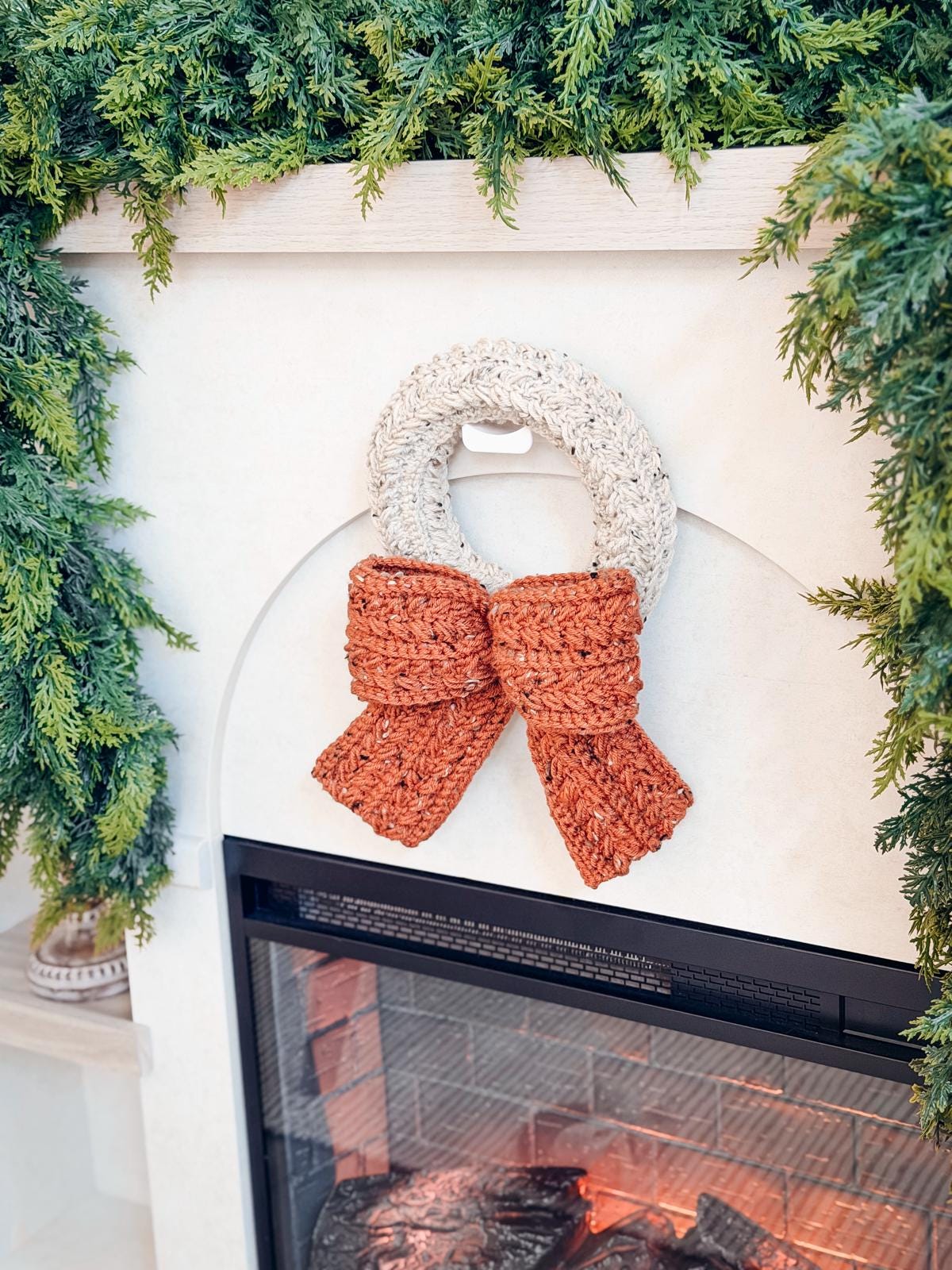 CROCHET PATTERN + VIDEO Wheat Stitch Crochet Wreath Pattern in 4 Sizes, Quick Holiday Crochet Decor Christmas Wreath Crochet Pattern+ Video