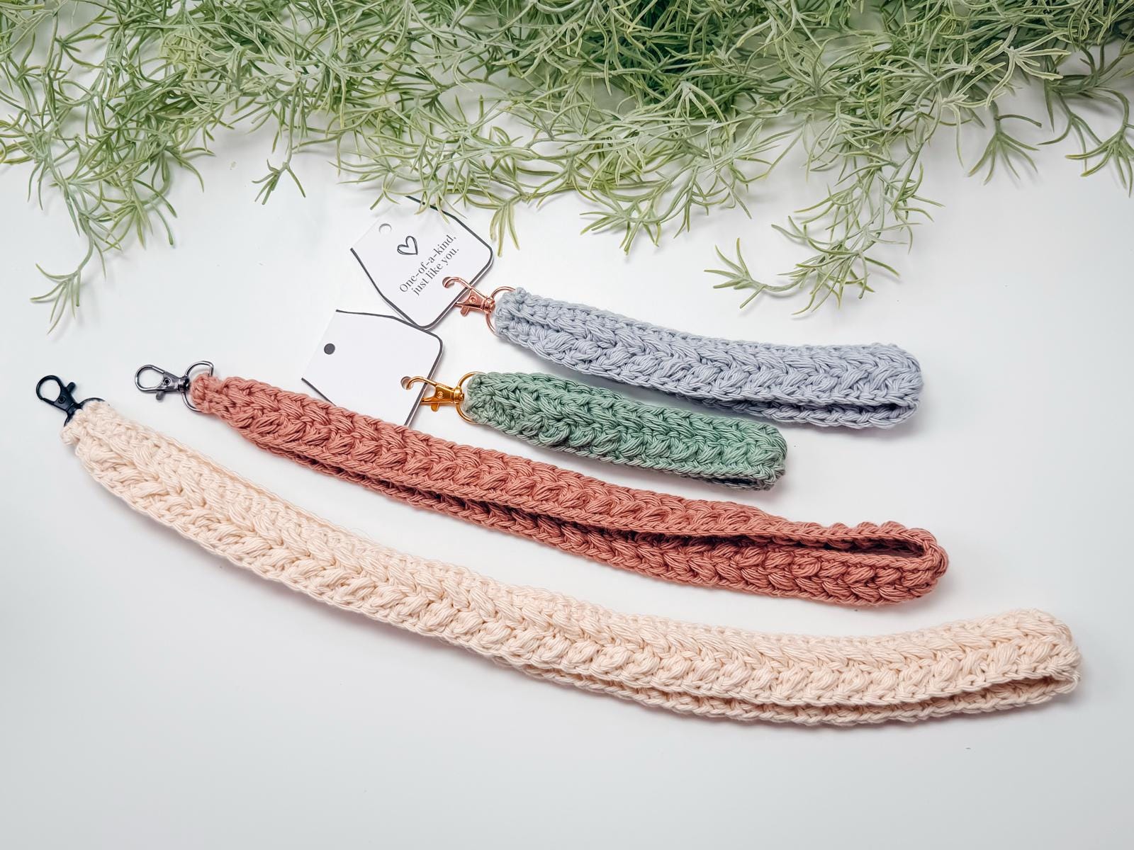 CROCHET PATTERN + VIDEO Crochet Wheat Stitch Keychain & Lanyard Pattern and Bonus Tag Printables Instant Pdf Download Wristlet Badge Strap
