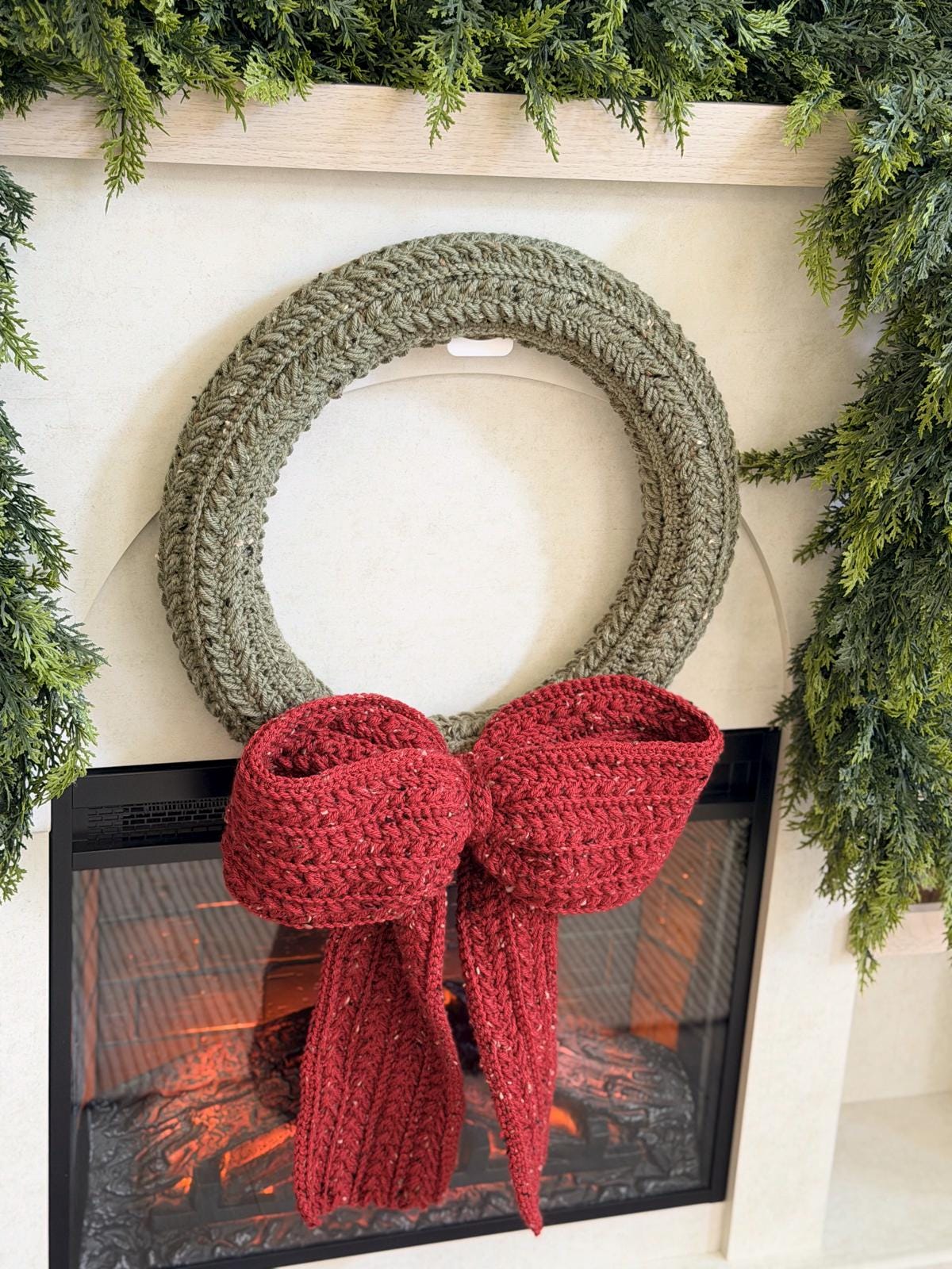 CROCHET PATTERN + VIDEO Wheat Stitch Crochet Wreath Pattern in 4 Sizes, Quick Holiday Crochet Decor Christmas Wreath Crochet Pattern+ Video