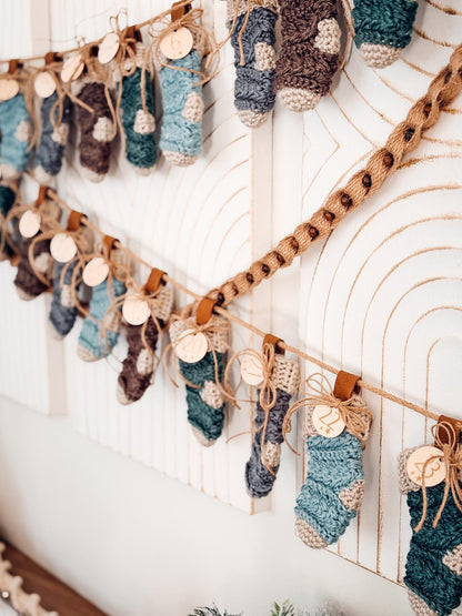 CROCHET PATTERN + VIDEO Wheat Stitch™ Mini Stocking Crochet Pattern, Quick Diy Gift Card Holder, Holiday Mini Stocking Advent Calendar Easy