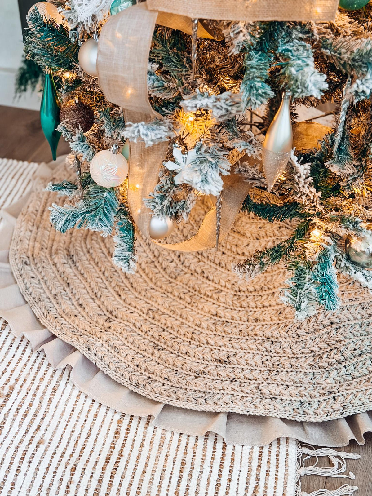 CROCHET PATTERN + VIDEO Wheat Stitch™ Crochet Tree Skirt Cozy Handmade Christmas Decor, Heirloom Quality, Farmhouse Chic Holiday Accent
