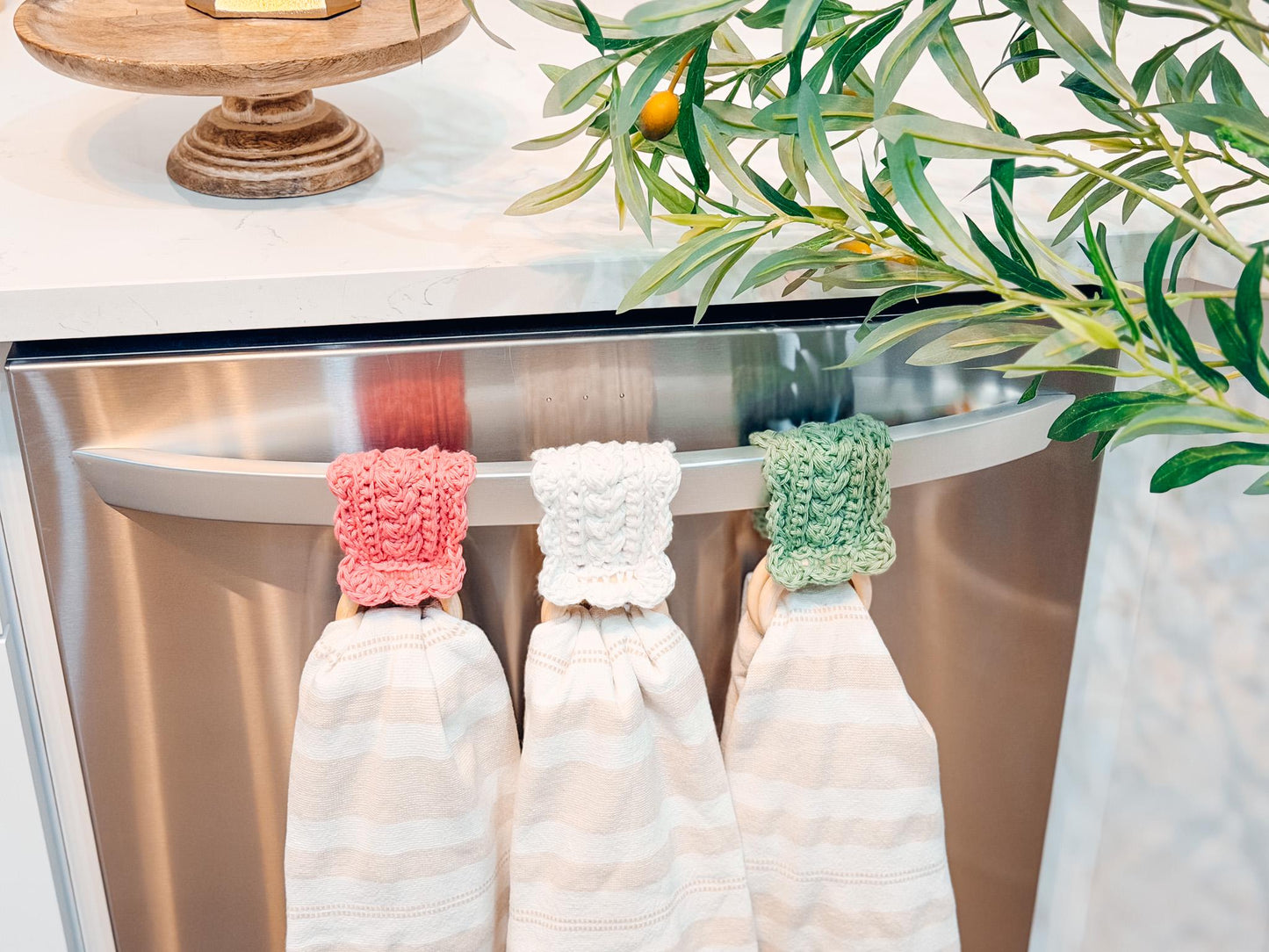 CROCHET PATTERN + VIDEO Crochet Dishtowel Holder Pattern, Wheat Stitch™ Scalloped Towel Holder, Kitchen Crochet, Hanging Towel Holder Decor