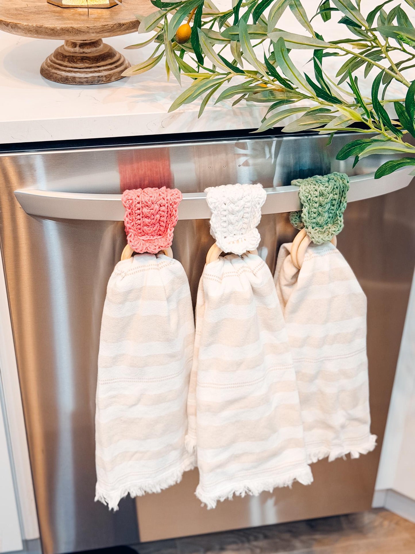 CROCHET PATTERN + VIDEO Crochet Dishtowel Holder Pattern, Wheat Stitch™ Scalloped Towel Holder, Kitchen Crochet, Hanging Towel Holder Decor