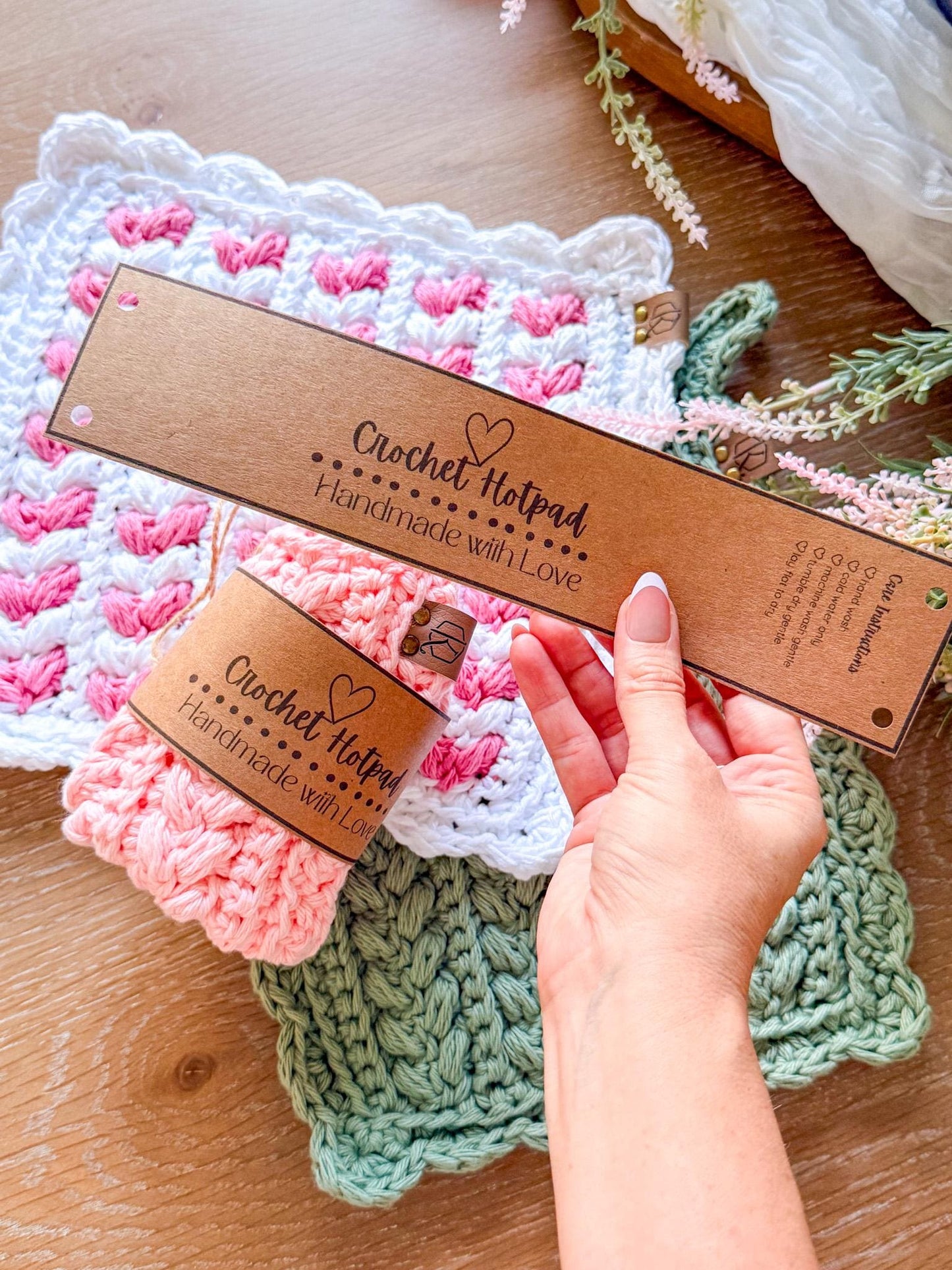 CROCHET PATTERN + VIDEO Wheat Stitch™ Scalloped Hotpad, Easy Cotton Trivet Pdf + Video, Handmade Kitchen Decor Gift, Printable Tags, Gifting