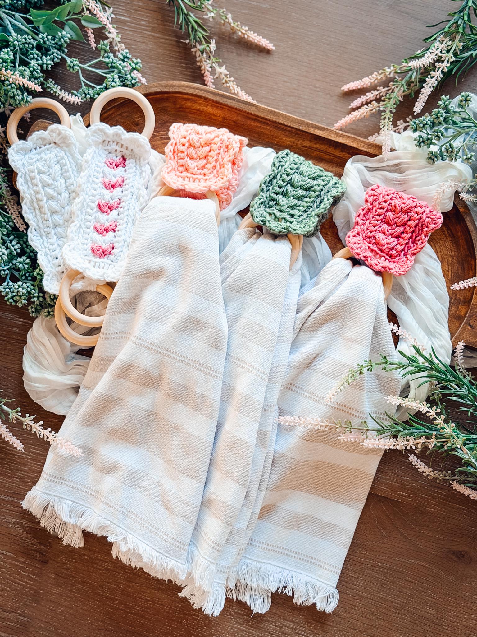 CROCHET PATTERN + VIDEO Crochet Dishtowel Holder Pattern, Wheat Stitch™ Scalloped Towel Holder, Kitchen Crochet, Hanging Towel Holder Decor