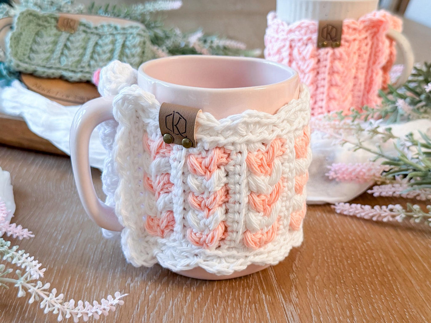 CROCHET PATTERN + VIDEO Crochet Mug Cozy Pattern, Wheat Stitch™ Scalloped Cup Cozy, Coffee Sleeve Crochet, Handmade Mug Wrap Printable Label