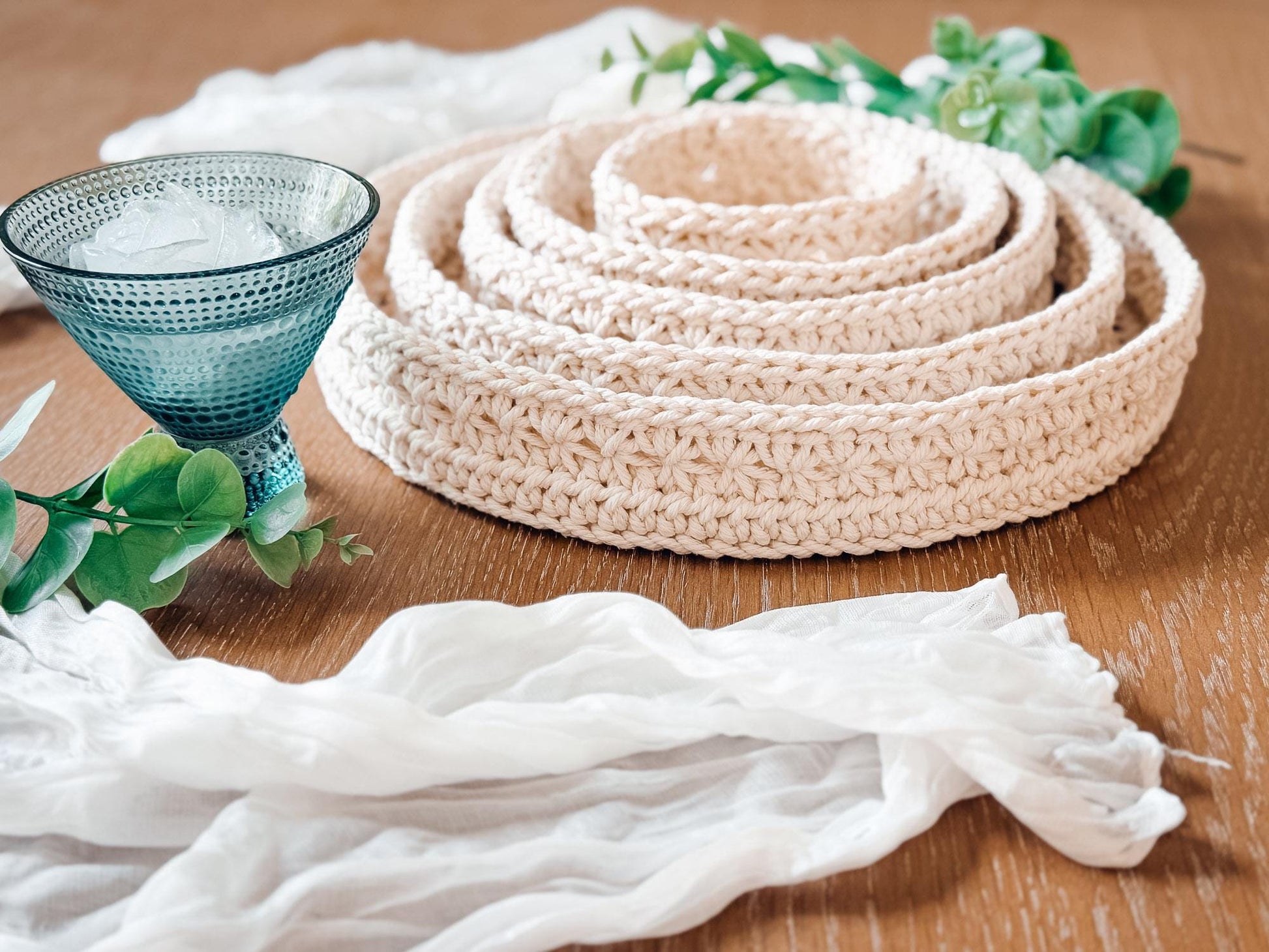 CROCHET PATTERN + VIDEO Petal Loop Stitch Crochet Nesting Trays Pattern, Round Basket Pattern, Crochet Home Decor, Organizer Trays