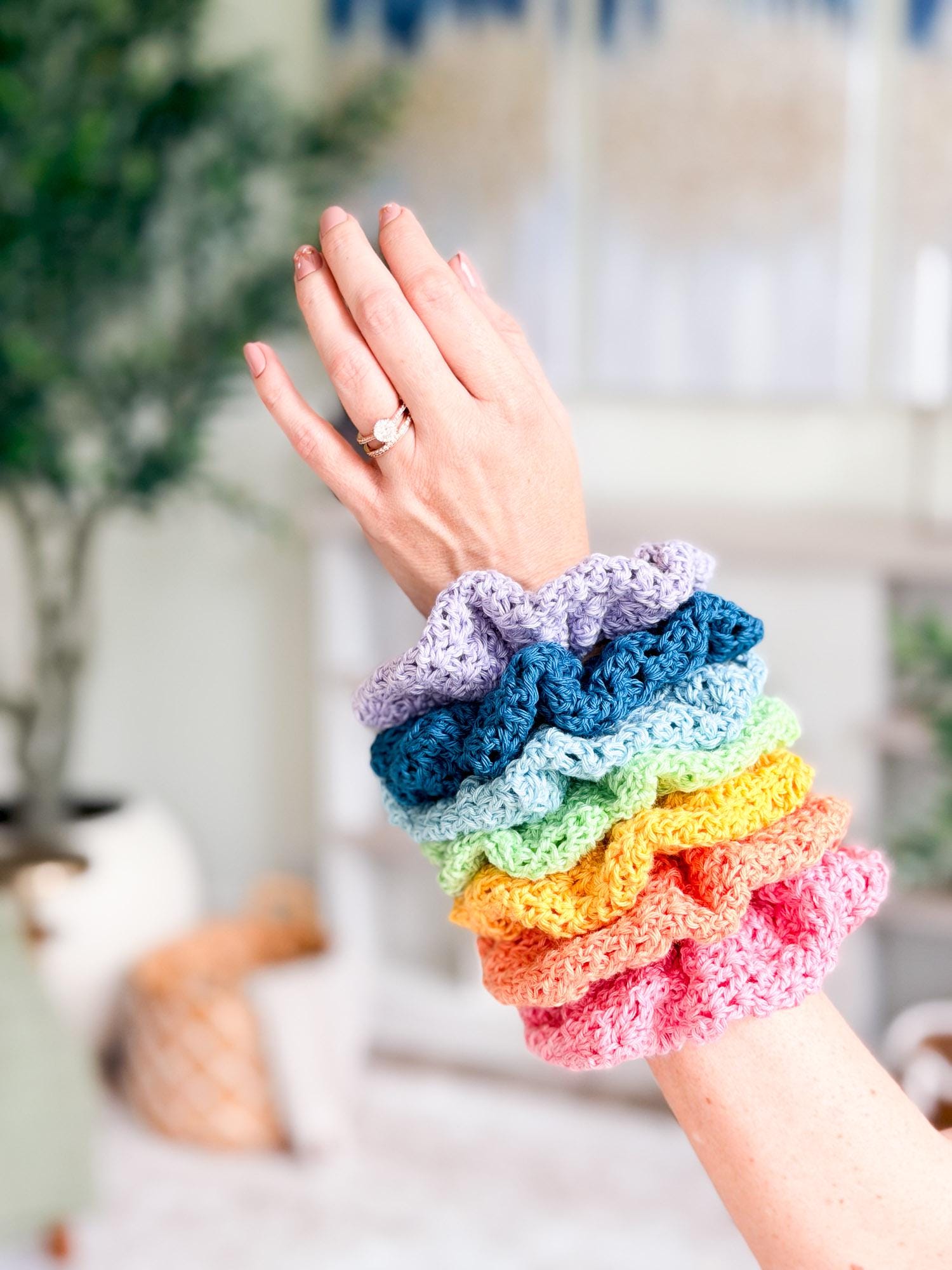 CROCHET PATTERN + VIDEO Double Bloom Scrunchie Crochet Pattern, Hair Accessory, Diy Hair Tie Pattern, Beginner Friendly Gift Idea + Labels
