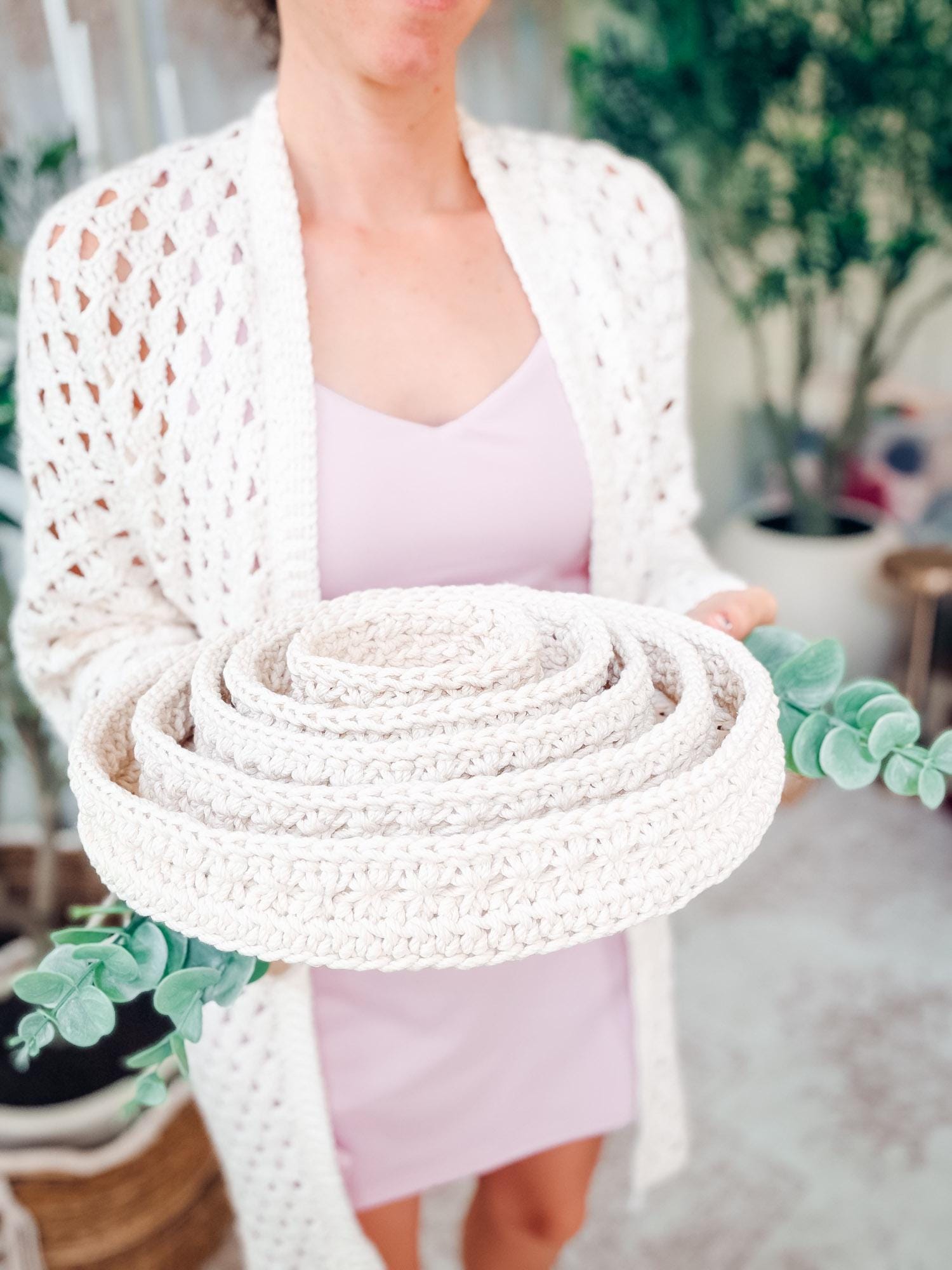 CROCHET PATTERN + VIDEO Petal Loop Stitch Crochet Nesting Trays Pattern, Round Basket Pattern, Crochet Home Decor, Organizer Trays