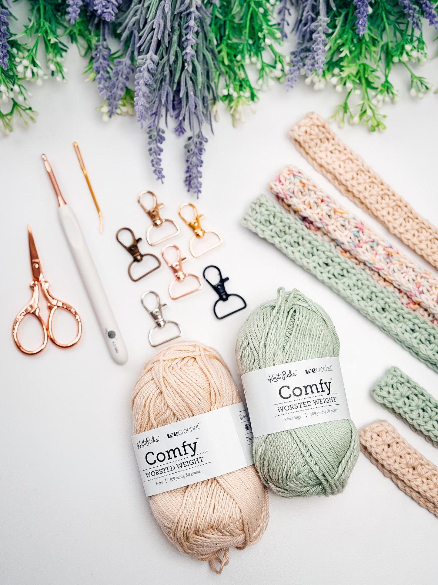 CROCHET PATTERN + VIDEO Petal Loop Crochet Lanyard Pattern, Easy Keychain Pattern, Beginner Friendly Wristlet, Quick Stash Buster Gift