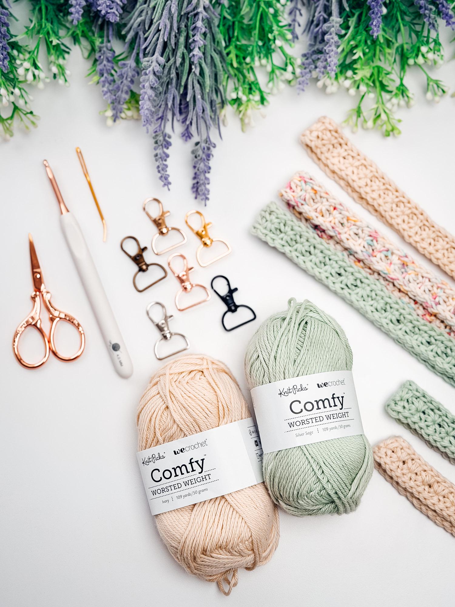 CROCHET PATTERN + VIDEO Petal Loop Crochet Lanyard Pattern, Easy Keychain Pattern, Beginner Friendly Wristlet, Quick Stash Buster Gift