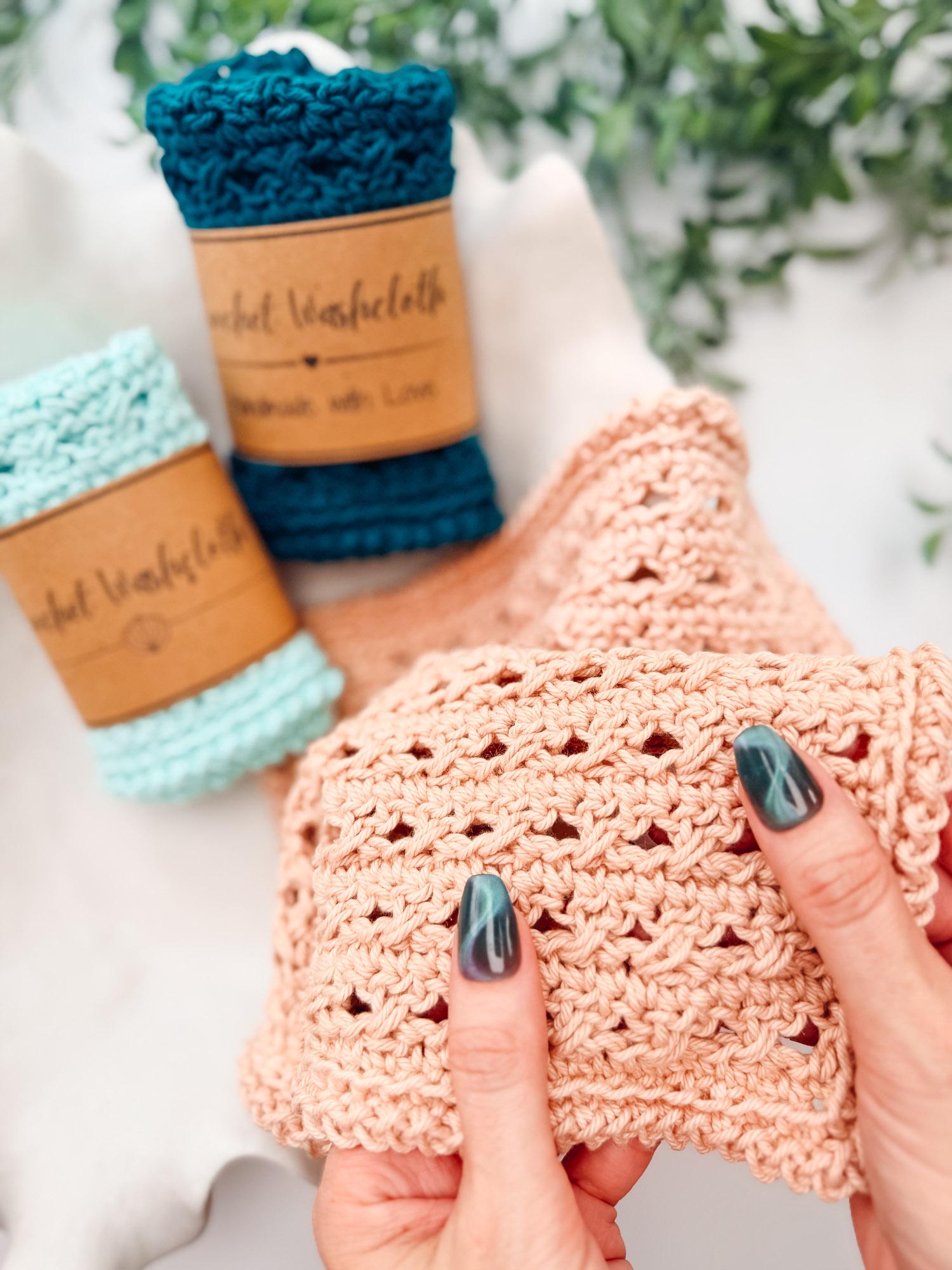 CROCHET PATTERN + VIDEO Reed Crossover Stitch Washcloth | 2 Sizes | Textured Cotton | Instant Pdf Download