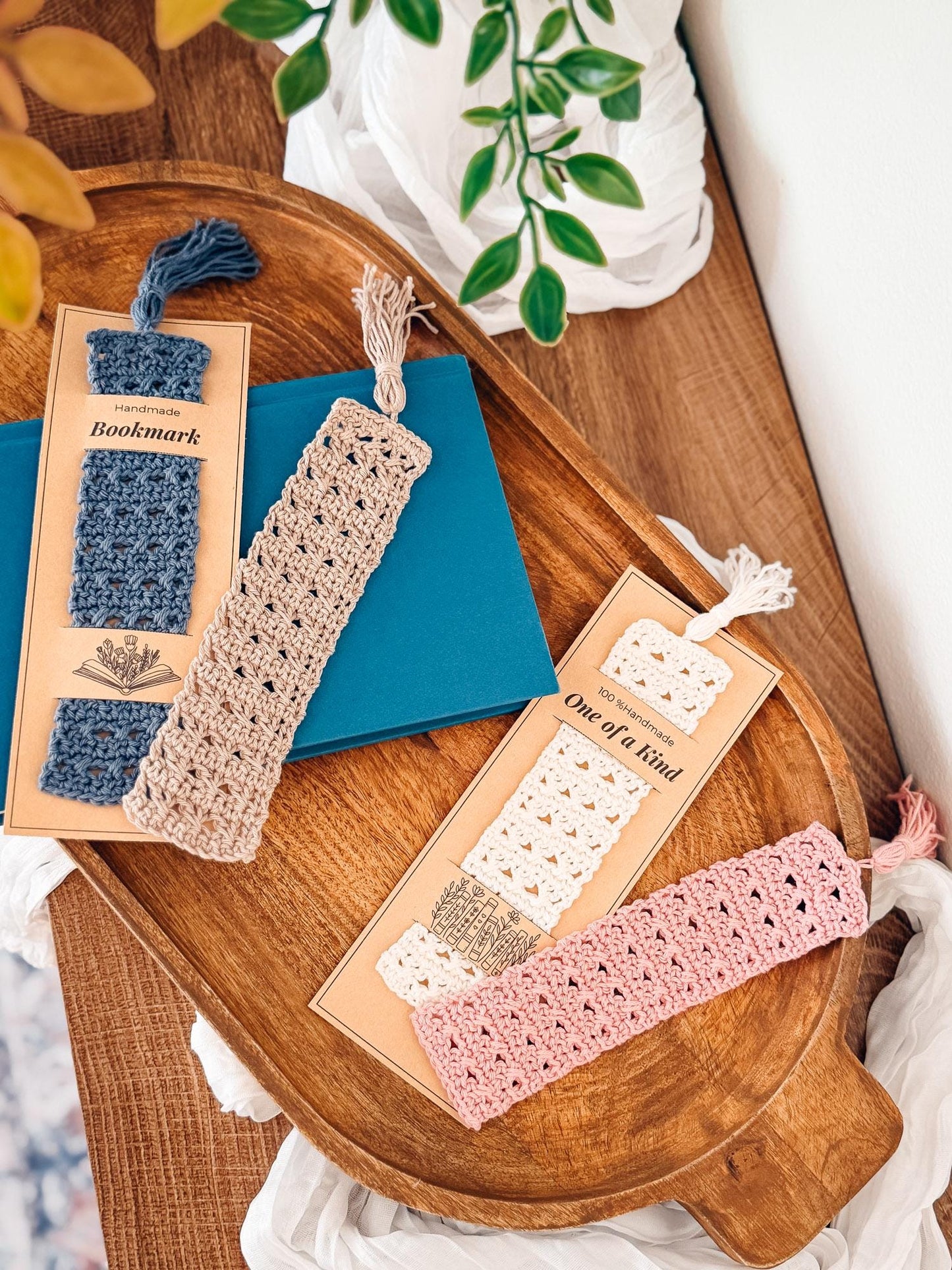 CROCHET PATTERN + VIDEO Reed Crochet Bookmark | Reed Crossover Stitch | Easy Lace Texture | Gift for Readers | Instant Pdf Download