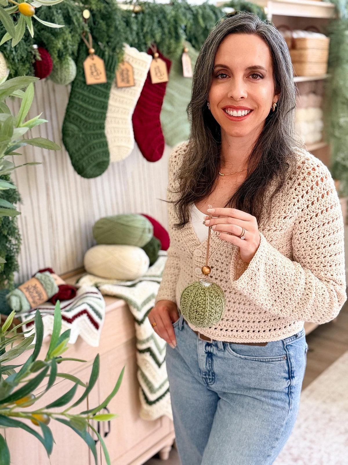CROCHET PATTERN + VIDEO Petal Loop Stitch Ornament | Christmas Ball Cover | 4 Sizes | Textured Holiday Decor | Instant Pdf Download