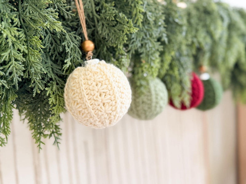 CROCHET PATTERN + VIDEO Petal Loop Stitch Ornament | Christmas Ball Cover | 4 Sizes | Textured Holiday Decor | Instant Pdf Download