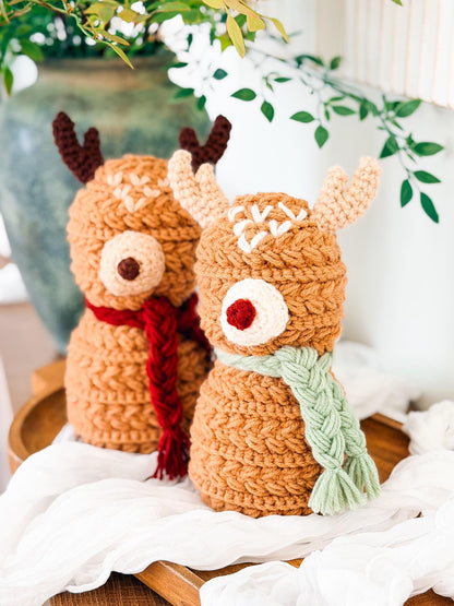 CROCHET PATTERN + VIDEO Wheat Stitch Reindeer | Textured Amigurumi | Worsted Weight | Christmas Decor | Instant Pdf Download