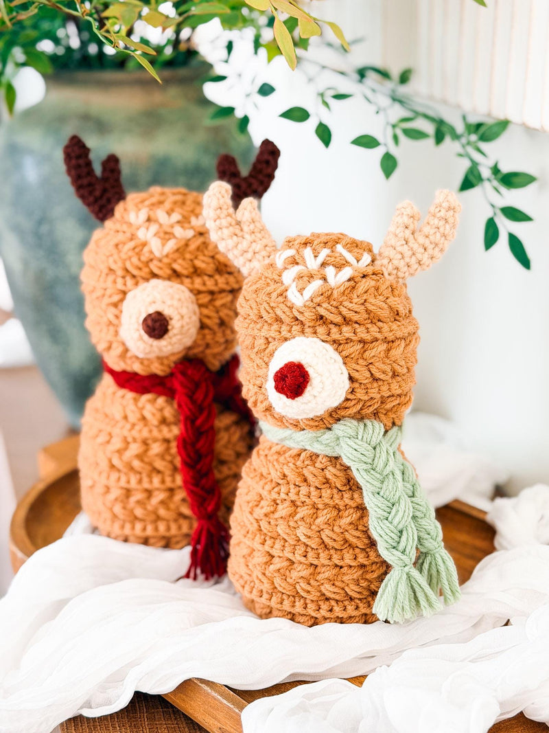 CROCHET PATTERN + VIDEO Wheat Stitch Reindeer | Textured Amigurumi | Worsted Weight | Christmas Decor | Instant Pdf Download