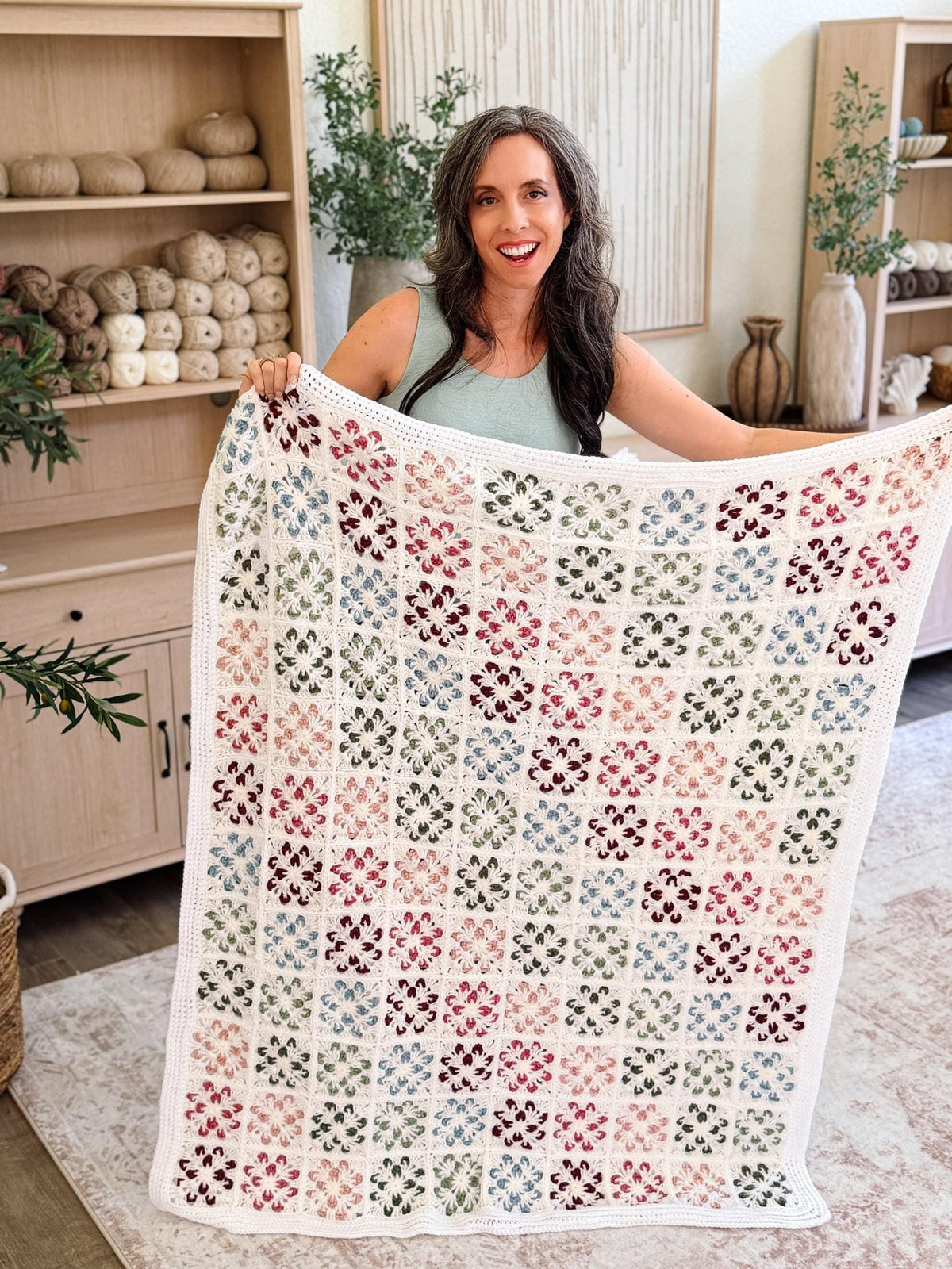 CROCHET PATTERN + VIDEO Blossom Granny Square Blanket | Flower Granny Square Afghan | 9 Sizes Lovey to Twin | Instant Pdf Download
