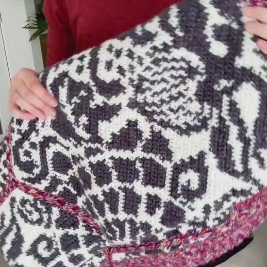 CROCHET PATTERN + VIDEO The Gaudi Sidewalk Crochet Blanket Instant Download Pdf Pattern, Home Decor, Hexagon Quilt Style Crochet Barcelona
