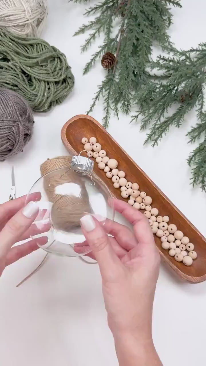 CROCHET PATTERN + VIDEO How to Crochet A Granny Hexagon Christmas Ornament. Instant Digital Download Pattern - Easy Bauble
