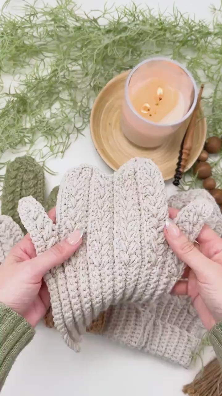 CROCHET PATTERN + VIDEO Winter Wheat Stitch™ Crochet Mittens Pattern - 6 Sizes Baby to Adult, Flat One-Piece Design Wheat Stitch™ Gloves