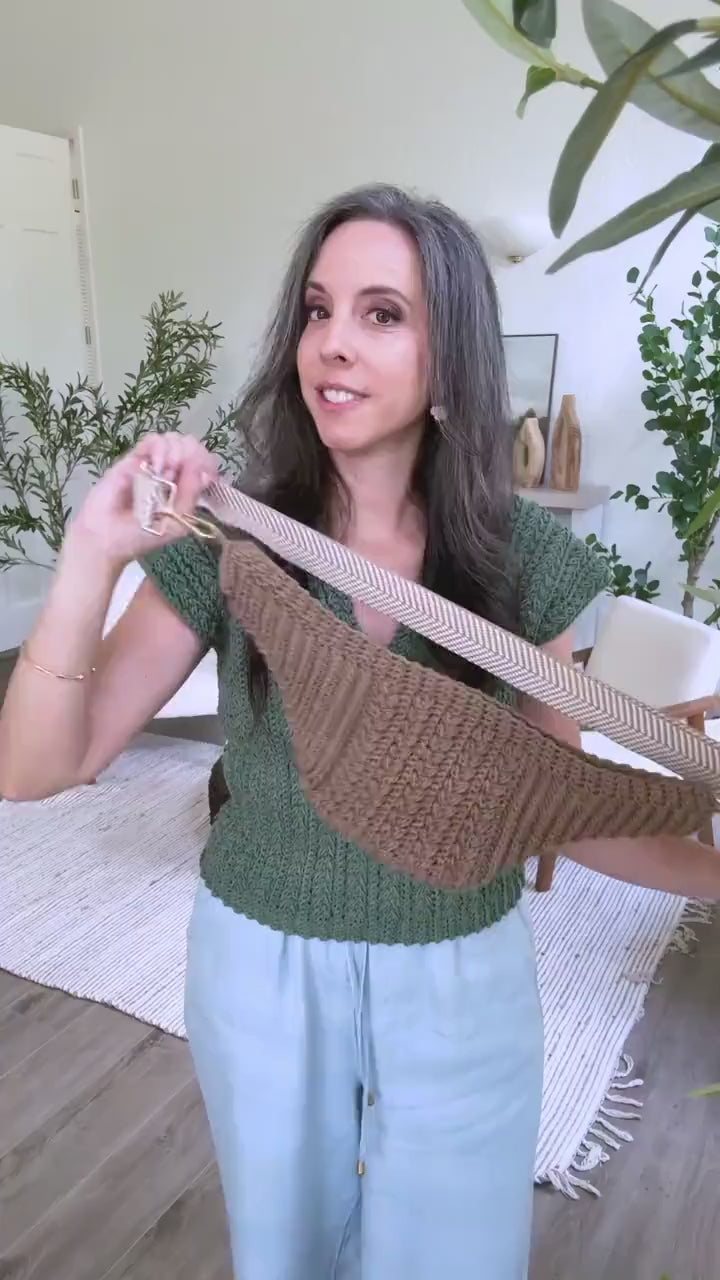 CROCHET PATTERN + VIDEO Summer House Crossbody Crochet Bag Pattern. Easy One Piece Crochet Bag with Video Tutorial & Written Pattern